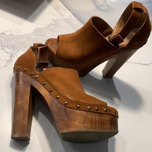 Sole Child Suede Platform heels size 8